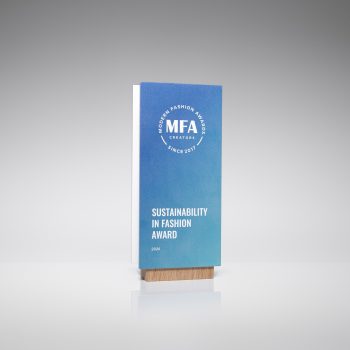 Premium custom corporate award made with solid oak and steel